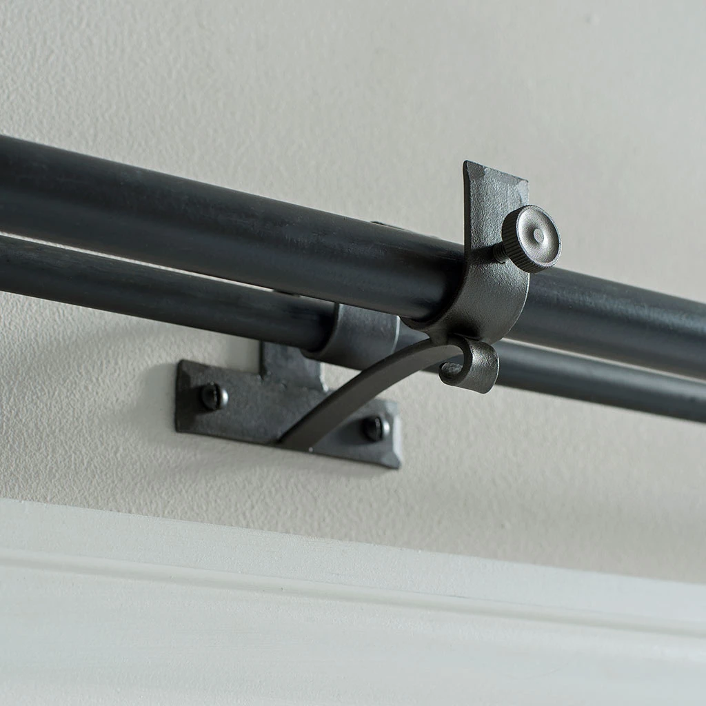 20/12mm Double Pole Centre Bracket In Beeswax 4 20/12mm Double Pole Centre Bracket In Beeswax - Image 2