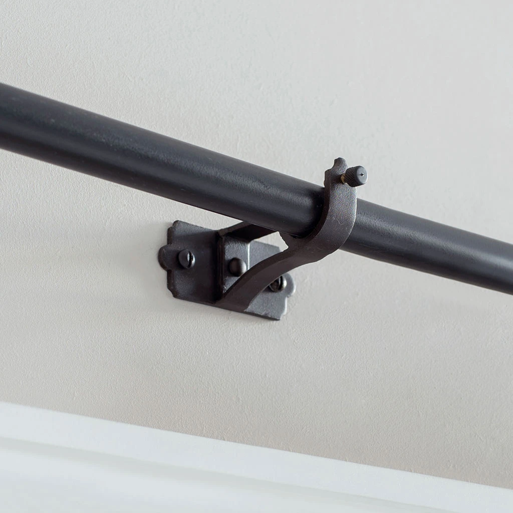 20mm Brett Centre Bracket In Beeswax 4 20mm Brett Centre Bracket In Beeswax - Image 2