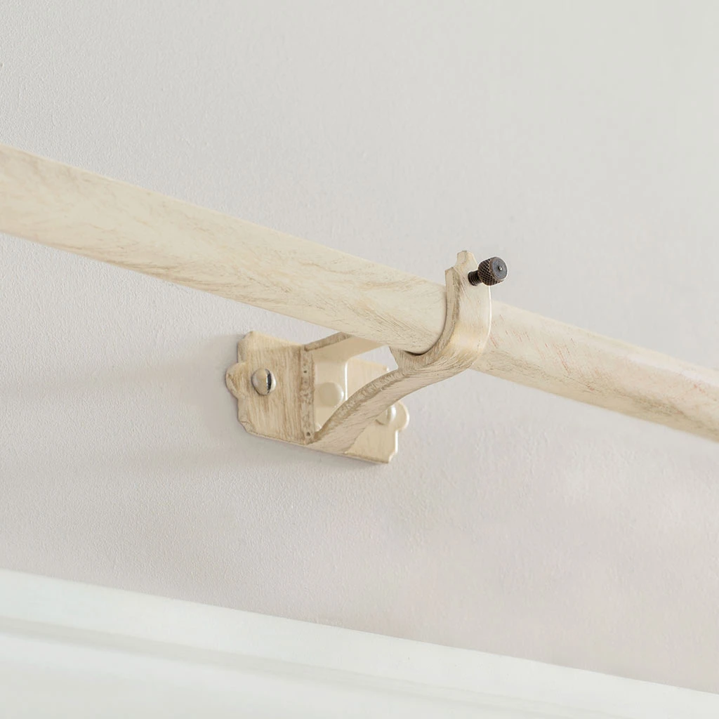 20mm Brett Centre Bracket In Old Ivory 5 20mm Brett Centre Bracket In Old Ivory - Image 3