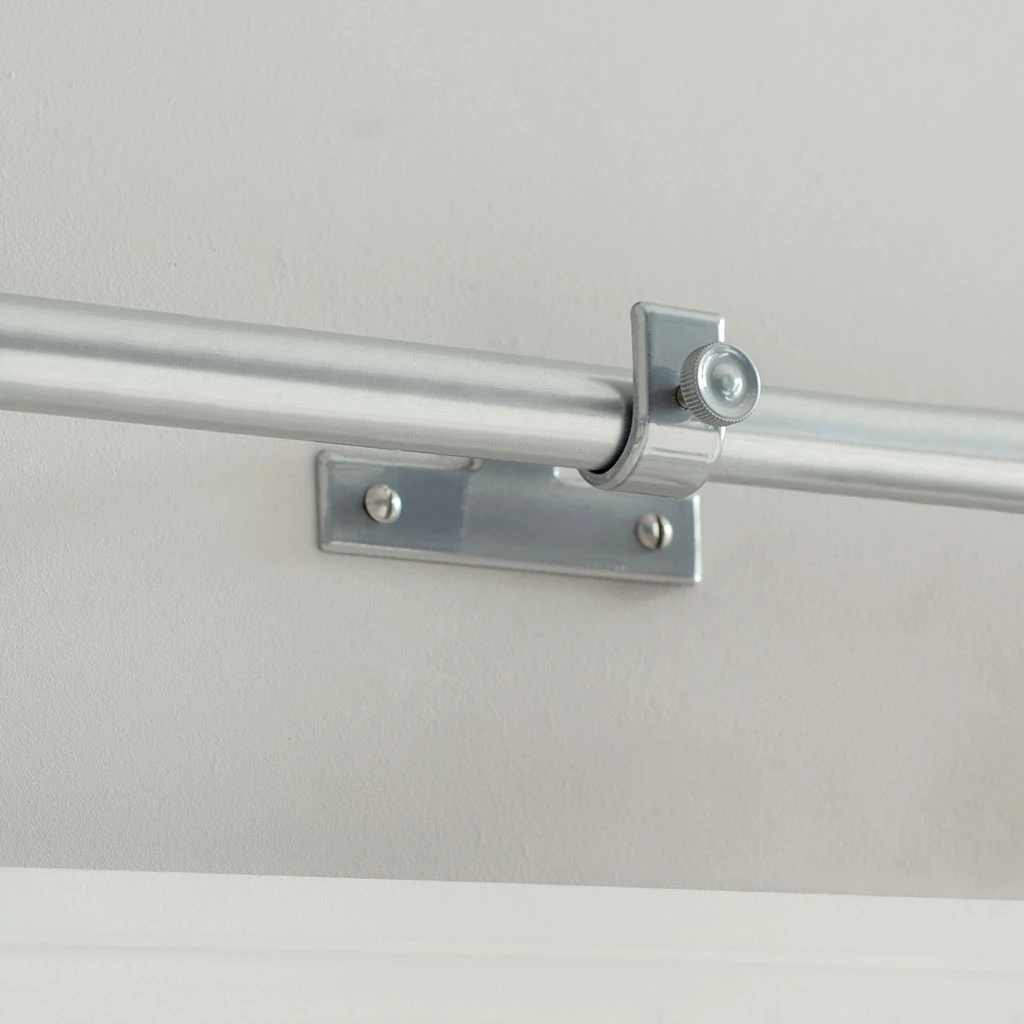 20mm Chapel Centre Bracket In Mercury 4 20mm Chapel Centre Bracket In Mercury - Image 2