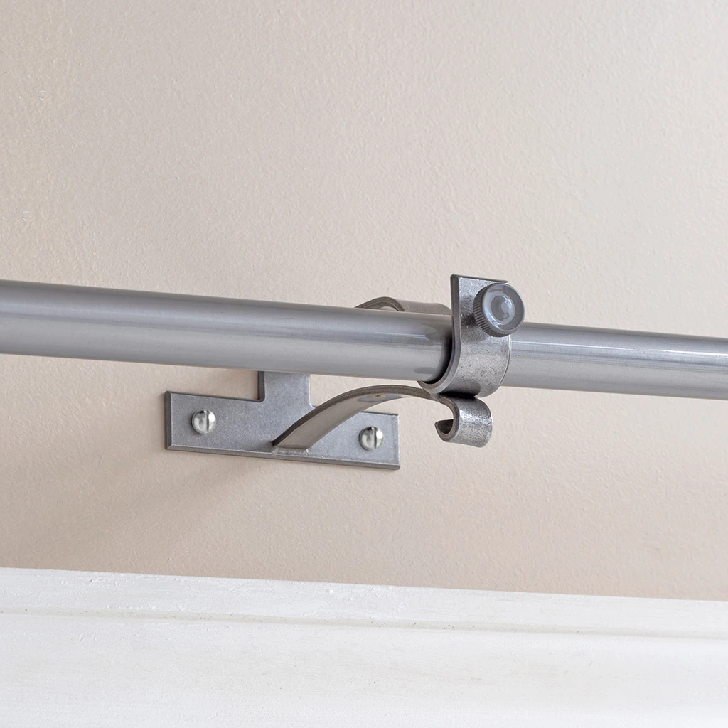 20mm Chapel Extended Centre Bracket In Polished 4 20mm Chapel Extended Centre Bracket In Polished - Image 2