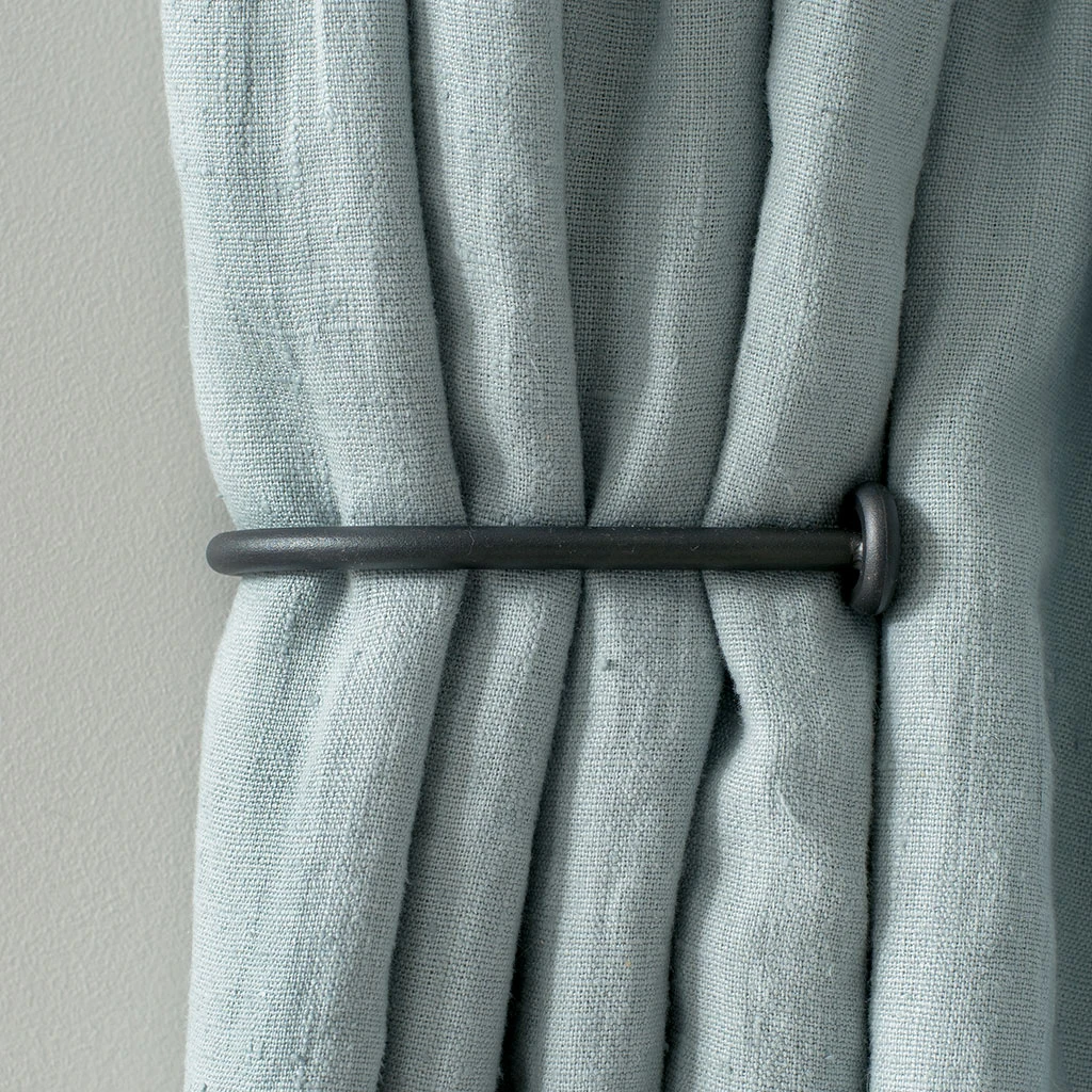 Small Button Holdback In Beeswax 4 Small Button Holdback In Beeswax - Image 2