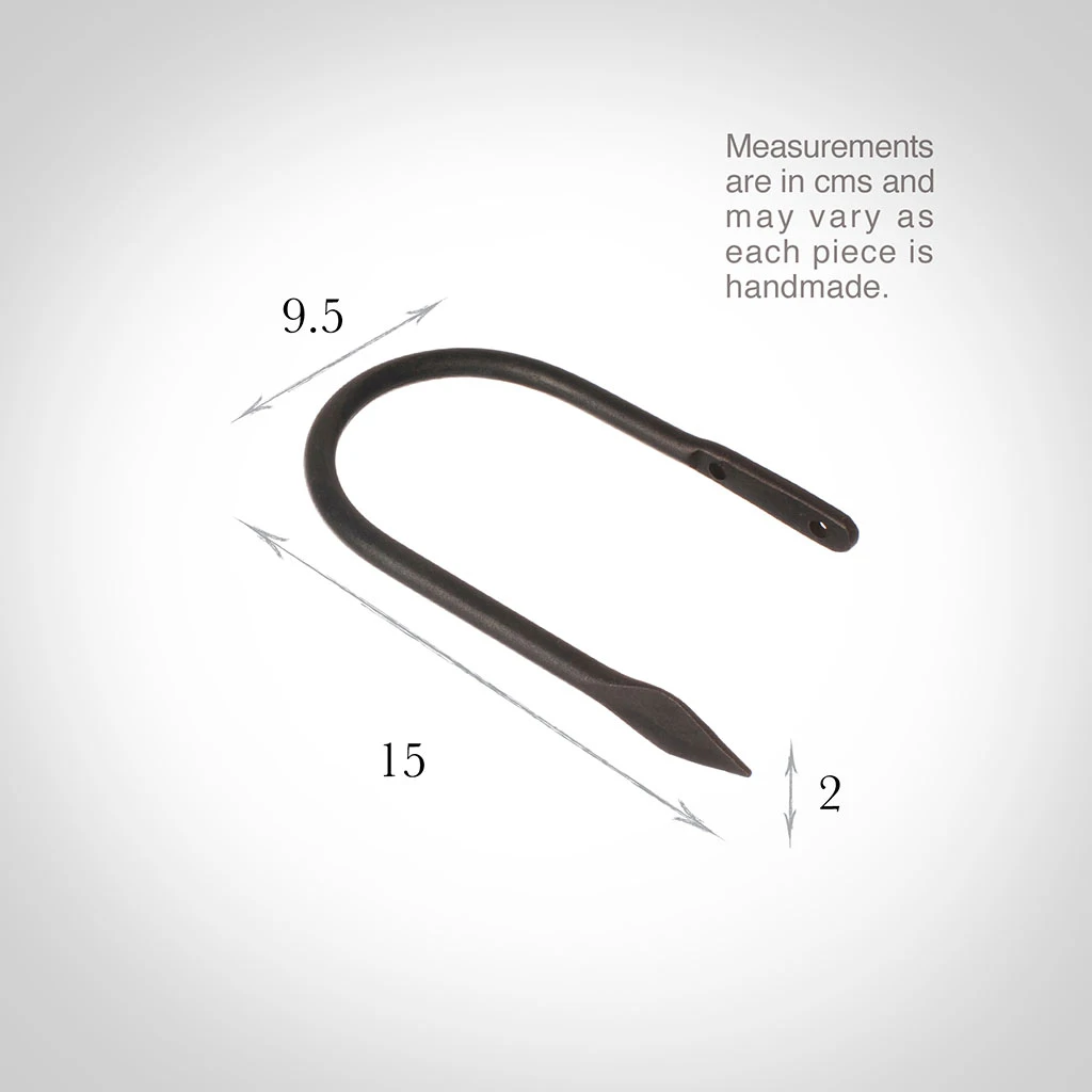 Small Spear Holdback In Beeswax 5 Small Spear Holdback In Beeswax - Image 3