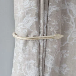 Large Spear Holdback In Old Ivory -Curtains & Poles Sales 637doi 12