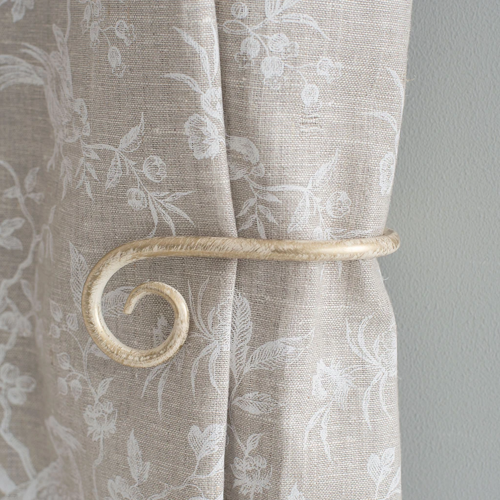 Small Crook Holdback (Left Side) In Old Ivory 4 Small Crook Holdback (Left Side) In Old Ivory - Image 2